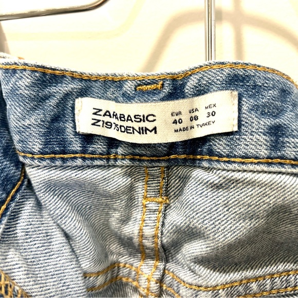 Comfy Denim Shorts - Picture 2 of 2